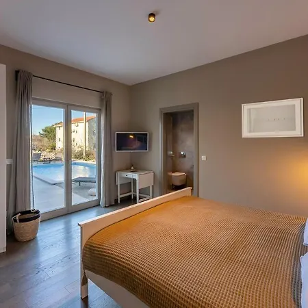 & Jardin - Luxury With Swimming Pool * Vrh (Krk)