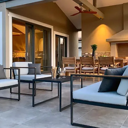& Jardin - Luxury With Swimming Pool Vrh (Krk)
