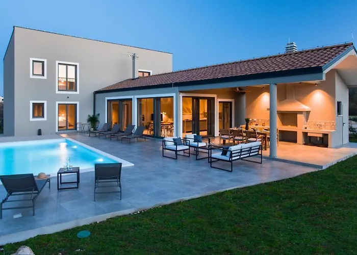 & Jardin - Luxury With Swimming Pool *
