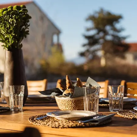 Вилла & Jardin - Luxury With Swimming Pool Vrh (Krk)