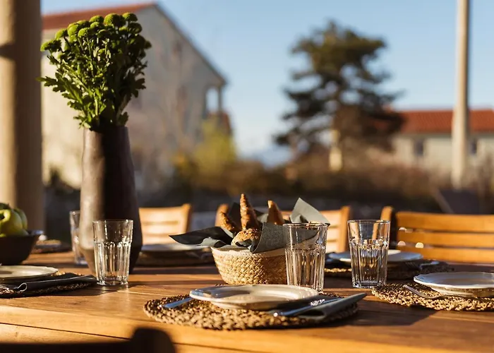 Вилла & Jardin - Luxury With Swimming Pool Vrh (Krk)